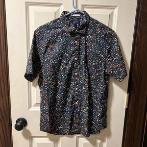 Good Man Brand Medium Shirt Short Sleeve Button Front Floral Print Pocket Floral